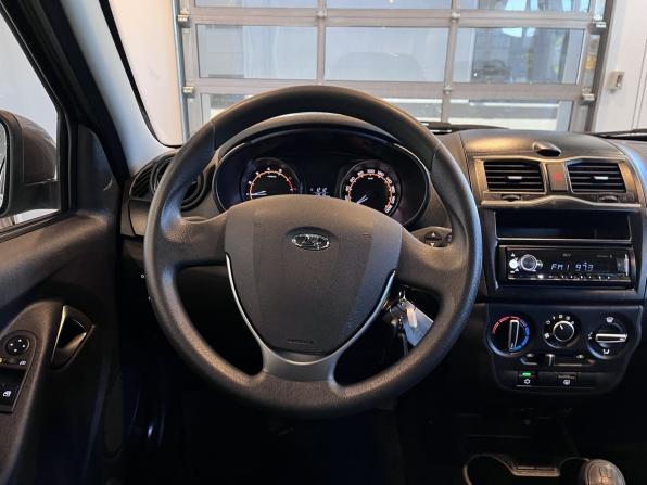 Lada (ВАЗ) Granta I Рестайлинг с пробегом 2024 года, цена 1 040 000 рублей, 17613 км, лифтбек, Автокод Объявления