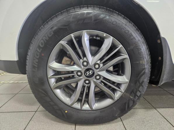Hyundai ix35 I Рестайлинг с пробегом 2014 года, цена 995 000 рублей, 209797 км, внедорожник, Автокод Объявления