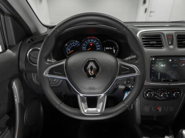 Renault Logan II Рестайлинг с пробегом 2021 года, цена 1 240 000 рублей, 108014 км, седан, Автокод Объявления