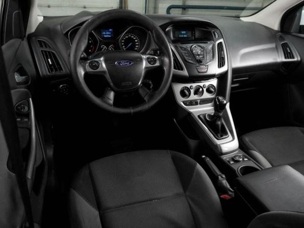 Ford Focus III с пробегом 2013 года, цена 665 000 рублей, 296321 км, универсал, Автокод Объявления