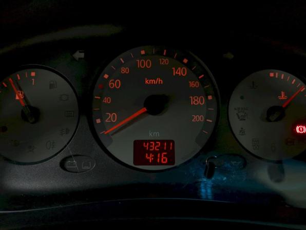Renault Symbol I Рестайлинг с пробегом 2005 года, цена 550 000 рублей, 43000 км, седан, Автокод Объявления
