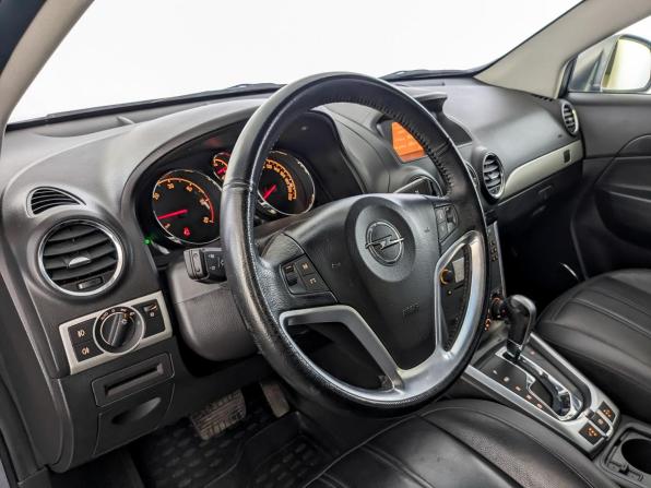 Opel Antara I Рестайлинг с пробегом 2013 года, цена 1 575 000 рублей, 51537 км, внедорожник, Автокод Объявления