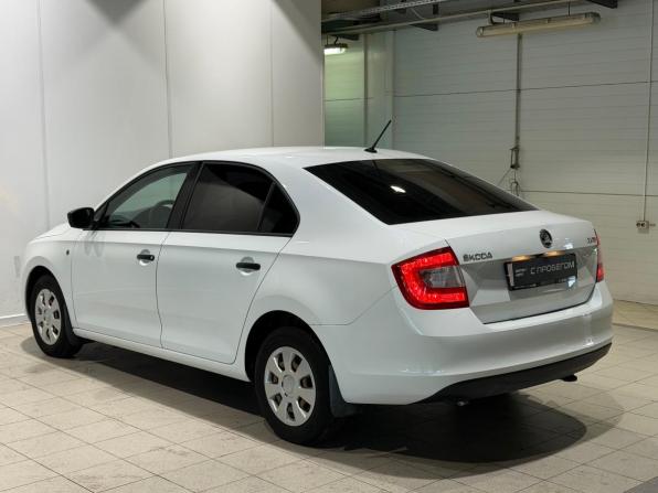 Skoda Rapid I с пробегом 2016 года, цена 1 080 000 рублей, 100001 км, лифтбек, Автокод Объявления