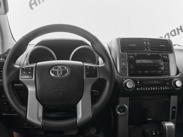 Toyota Land Cruiser Prado 150 Series с пробегом 2013 года, цена 2 620 000 рублей, 372353 км, внедорожник, Автокод Объявления