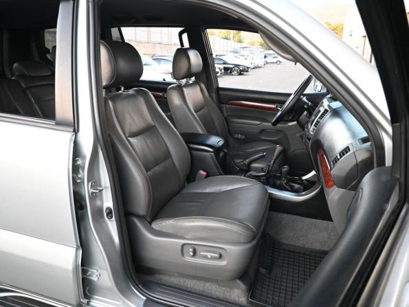 Toyota Land Cruiser Prado 120 Series с пробегом 2005 года, цена 1 959 000 рублей, 242129 км, внедорожник, Автокод Объявления