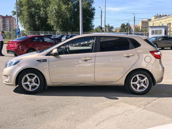 Kia Rio III с пробегом 2014 года, цена 920 000 рублей, 143500 км, хэтчбек, Автокод Объявления