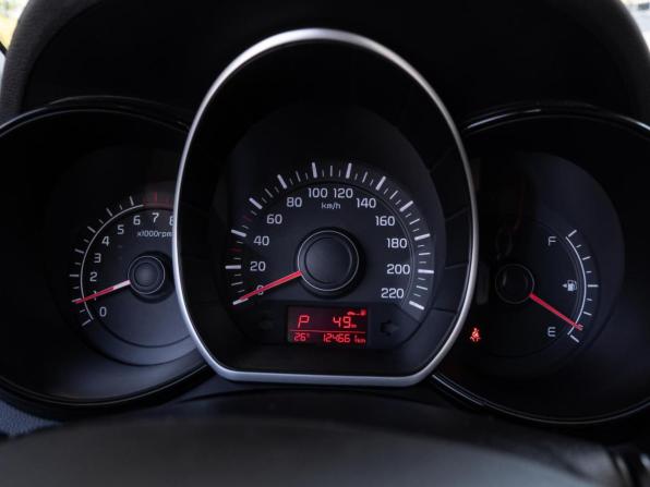 Kia Rio III Рестайлинг с пробегом 2015 года, цена 1 150 000 рублей, 124661 км, седан, Автокод Объявления