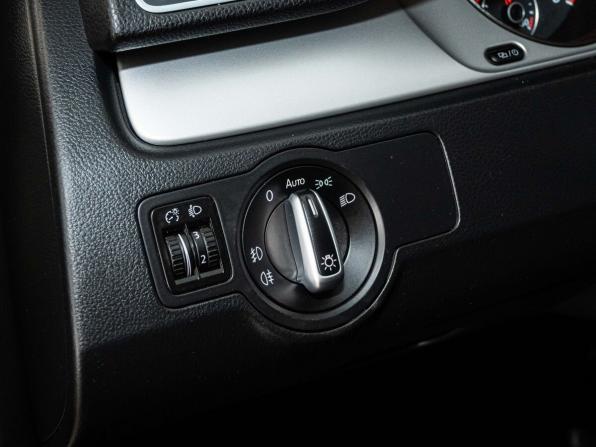 Volkswagen Passat B7 с пробегом 2012 года, цена 880 000 рублей, 279711 км, седан, Автокод Объявления