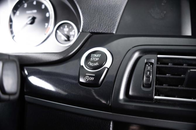BMW 5 серии VI (F10/F11/F07) с пробегом 2012 года, цена 2 129 000 рублей, 331659 км, седан, Автокод Объявления