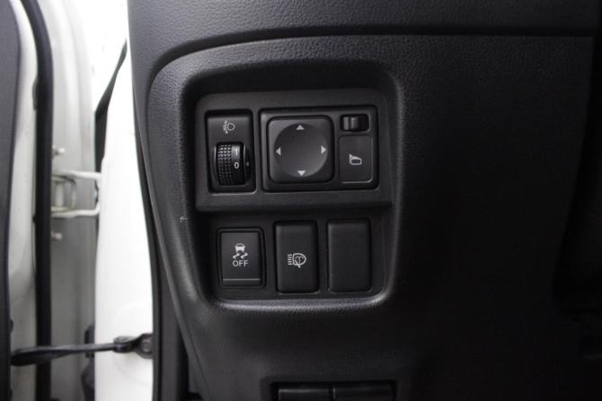 Nissan Juke I с пробегом 2011 года, цена 895 000 рублей, 177324 км, внедорожник, Автокод Объявления