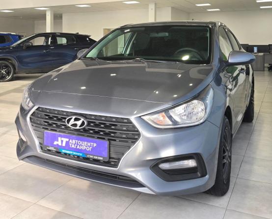Hyundai Solaris II с пробегом 2018 года, цена 1 349 000 рублей, 141164 км, седан, Автокод Объявления