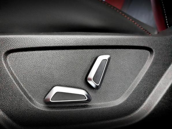 Geely Coolray I Рестайлинг с пробегом 2024 года, цена 2 459 000 рублей, 4725 км, внедорожник, Автокод Объявления