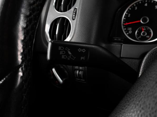 Volkswagen Tiguan I Рестайлинг с пробегом 2012 года, цена 1 074 000 рублей, 200000 км, внедорожник, Автокод Объявления