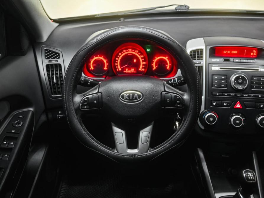 Kia Ceed I Рестайлинг Челябинск  - изображение 17