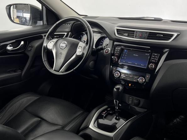 Nissan Qashqai II с пробегом 2017 года, цена 1 750 000 рублей, 156129 км, внедорожник, Автокод Объявления