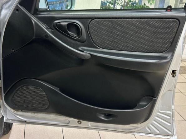 Chevrolet Niva I Рестайлинг с пробегом 2010 года, цена 515 000 рублей, 127000 км, внедорожник, Автокод Объявления