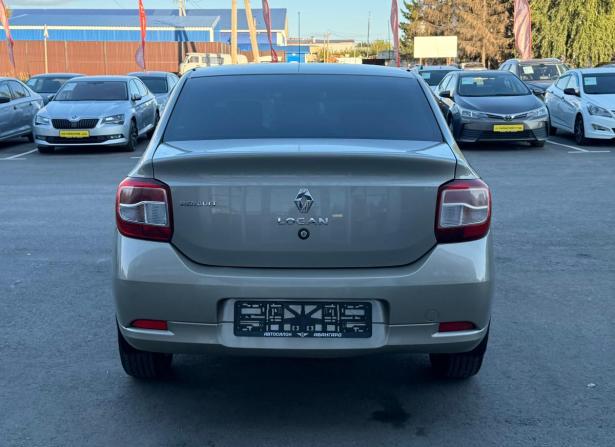 Renault Logan II с пробегом 2014 года, цена 590 000 рублей, 259000 км, седан, Автокод Объявления
