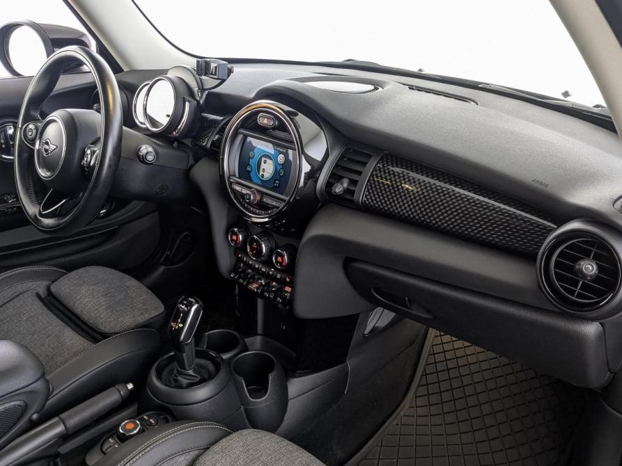 Mini Hatch III (F55/F56) Рестайлинг Москва  - изображение 13
