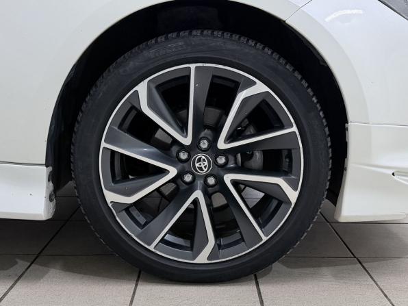 Toyota Corolla XII (E210) с пробегом 2019 года, цена 1 800 000 рублей, 92323 км, хэтчбек, Автокод Объявления