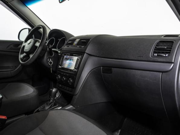Skoda Yeti I с пробегом 2013 года, цена 849 000 рублей, 273962 км, внедорожник, Автокод Объявления