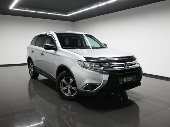 Mitsubishi Outlander III Рестайлинг 2 с пробегом 2015 года, цена 1 195 000 рублей, 249303 км, внедорожник, Автокод Объявления