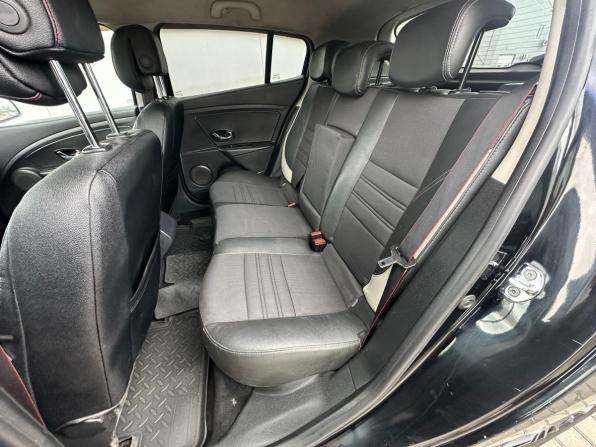 Renault Megane III Рестайлинг с пробегом 2013 года, цена 569 000 рублей, 293799 км, хэтчбек, Автокод Объявления