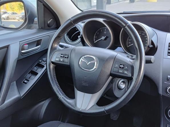 Mazda 3 II (BL) Рестайлинг с пробегом 2012 года, цена 949 000 рублей, 126798 км, седан, Автокод Объявления