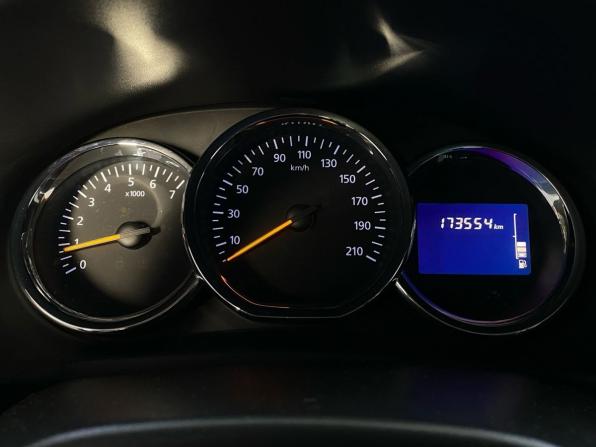 Renault Logan II с пробегом 2014 года, цена 680 000 рублей, 173544 км, седан, Автокод Объявления