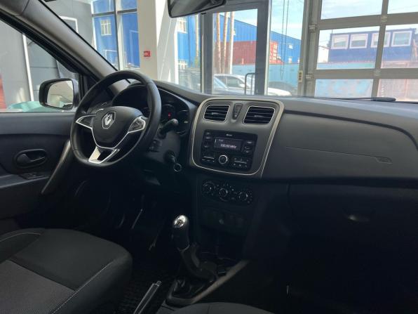 Renault Logan II Рестайлинг с пробегом 2020 года, цена 1 249 000 рублей, 63439 км, седан, Автокод Объявления