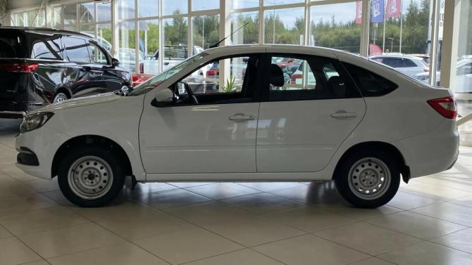Lada (ВАЗ) Granta I Рестайлинг с пробегом 2026 года, цена 938 000 рублей, 19800 км, хэтчбек, Автокод Объявления