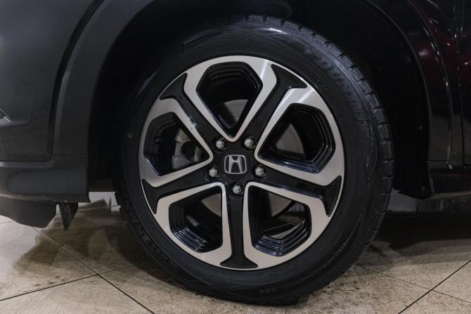 Honda Vezel I с пробегом 2014 года, цена 1 449 000 рублей, 152000 км, внедорожник, Автокод Объявления