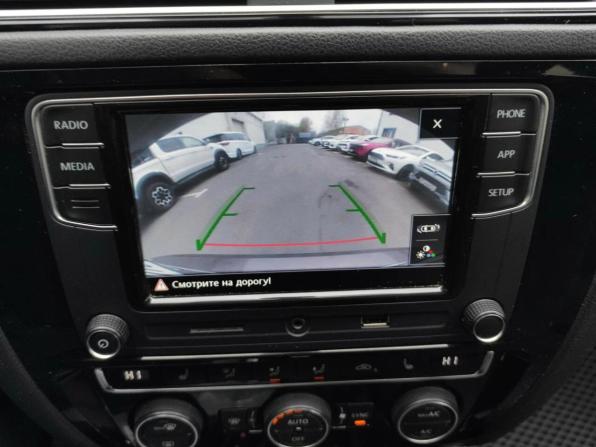 Volkswagen Jetta VI Рестайлинг с пробегом 2016 года, цена 1 249 000 рублей, 135059 км, седан, Автокод Объявления