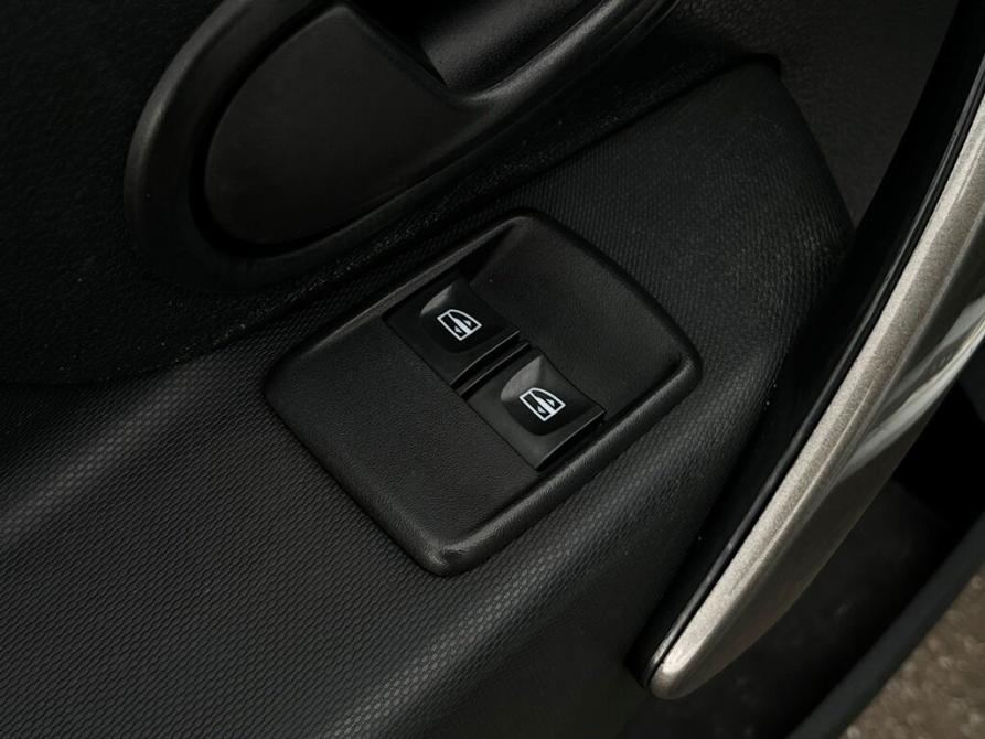 Renault Logan II Рестайлинг Санкт-Петербург  - изображение 19
