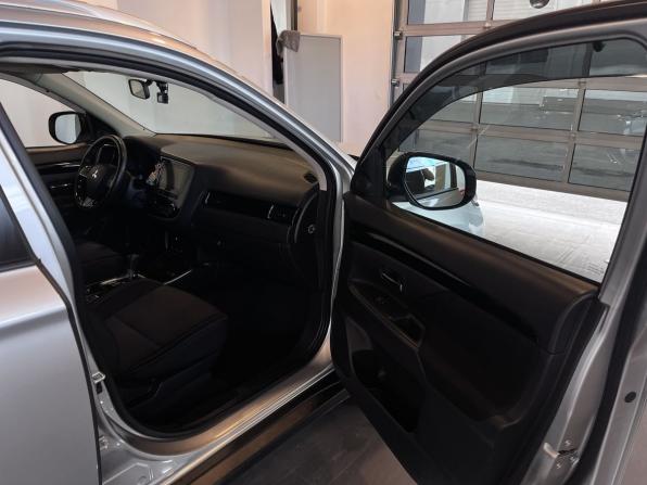 Mitsubishi Outlander III Рестайлинг 3 с пробегом 2019 года, цена 2 499 000 рублей, 67624 км, внедорожник, Автокод Объявления