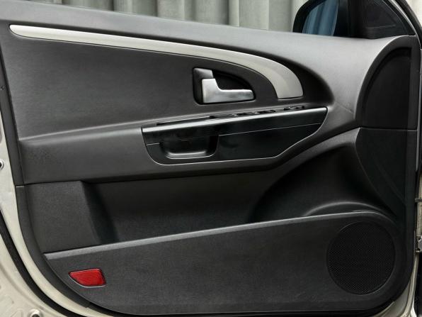 Kia Ceed I Рестайлинг с пробегом 2011 года, цена 699 000 рублей, 229000 км, хэтчбек, Автокод Объявления
