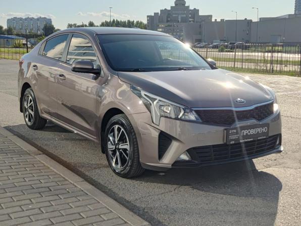 Kia Rio IV Рестайлинг с пробегом 2021 года, цена 1 550 000 рублей, 88000 км, седан, Автокод Объявления
