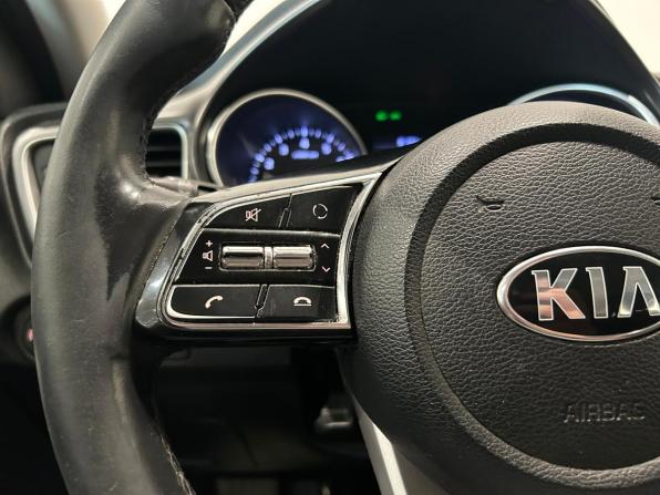 Kia Ceed III с пробегом 2020 года, цена 1 399 000 рублей, 195634 км, хэтчбек, Автокод Объявления