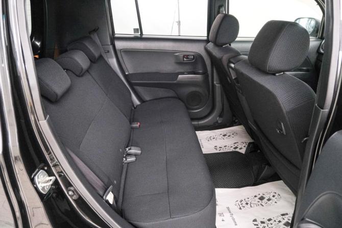 Toyota bB II Рестайлинг с пробегом 2012 года, цена 849 000 рублей, 80471 км, компактвэн, Автокод Объявления