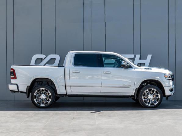 Ram 1500 V с пробегом 2023 года, цена 8 640 000 рублей, 17941 км, offers.body_type.unknown, Автокод Объявления