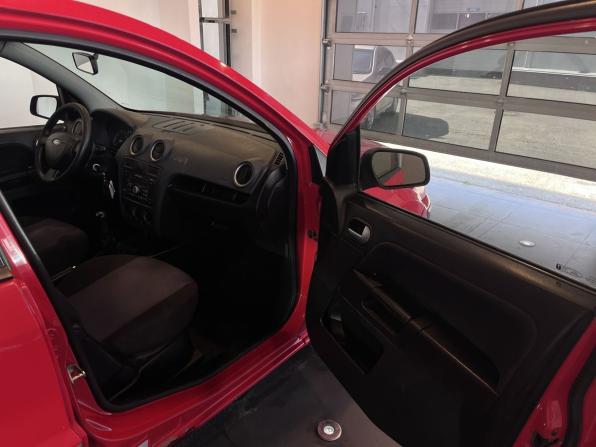 Ford Fusion I Рестайлинг с пробегом 2007 года, цена 260 000 рублей, 247333 км, хэтчбек, Автокод Объявления