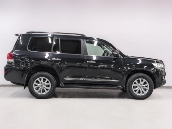 Toyota Land Cruiser 200 Series Рестайлинг 2 с пробегом 2016 года, цена 5 800 000 рублей, 153155 км, внедорожник, Автокод Объявления