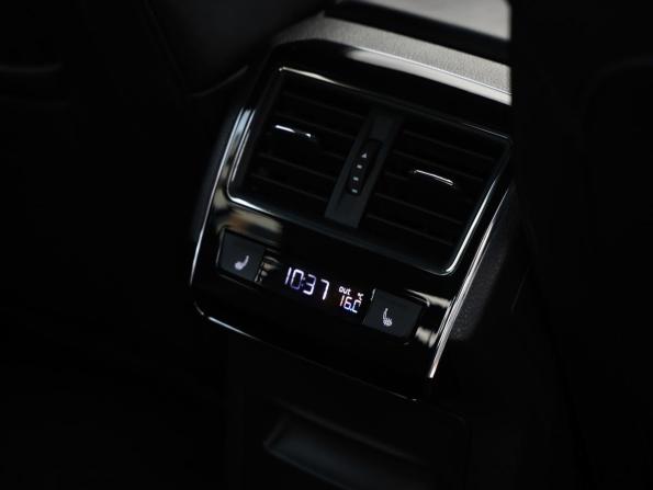 Skoda Superb III Рестайлинг с пробегом 2022 года, цена 2 950 000 рублей, 100015 км, лифтбек, Автокод Объявления