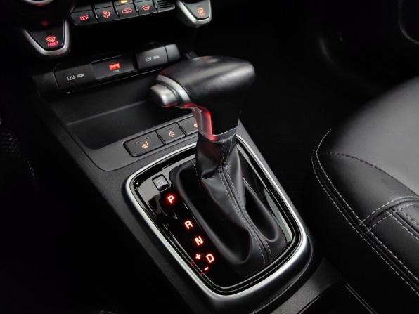 Kia Rio IV Рестайлинг с пробегом 2021 года, цена 1 978 000 рублей, 48000 км, хэтчбек, Автокод Объявления