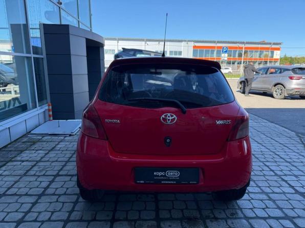 Toyota Yaris II с пробегом 2006 года, цена 565 000 рублей, 230612 км, хэтчбек, Автокод Объявления