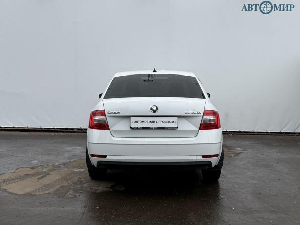 Skoda Octavia III (A7) Рестайлинг с пробегом 2017 года, цена 1 596 000 рублей, 157441 км, лифтбек, Автокод Объявления