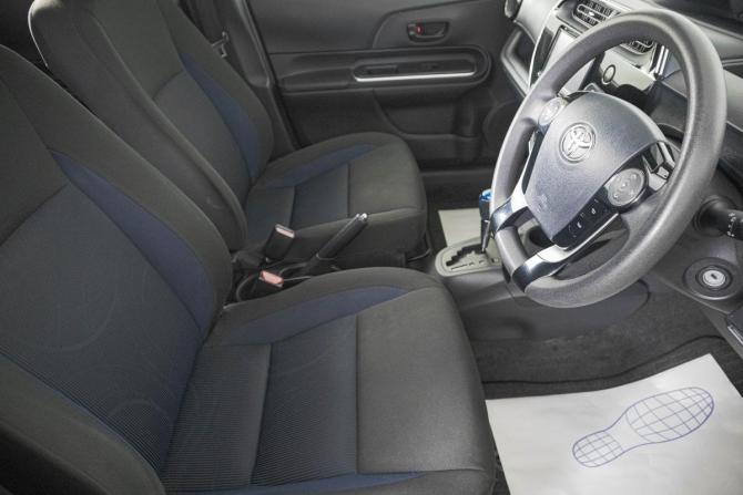 Toyota Aqua I Рестайлинг 2 с пробегом 2018 года, цена 1 299 000 рублей, 140000 км, хэтчбек, Автокод Объявления