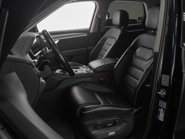 Volkswagen Touareg III с пробегом 2021 года, цена 5 999 000 рублей, 114120 км, внедорожник, Автокод Объявления