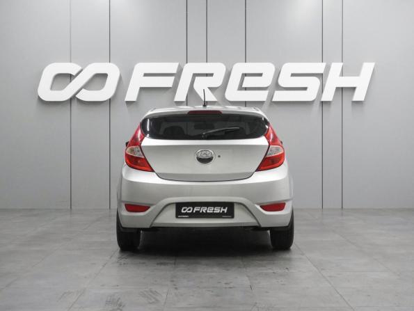 Hyundai Solaris I с пробегом 2011 года, цена 649 000 рублей, 213623 км, хэтчбек, Автокод Объявления
