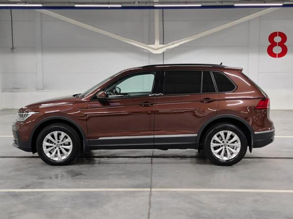 Volkswagen Tiguan II Рестайлинг с пробегом 2021 года, цена 2 535 000 рублей, 98250 км, внедорожник, Автокод Объявления