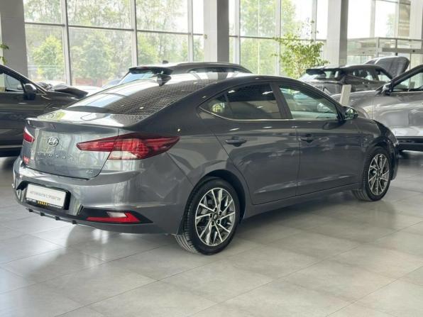 Hyundai Elantra VI (AD) Рестайлинг с пробегом 2019 года, цена 1 635 000 рублей, 70531 км, седан, Автокод Объявления